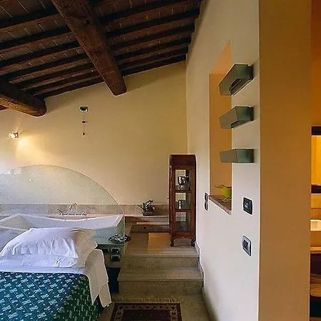 Vogue Hotel
