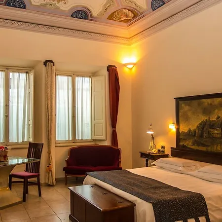 Vogue Hotel 4*