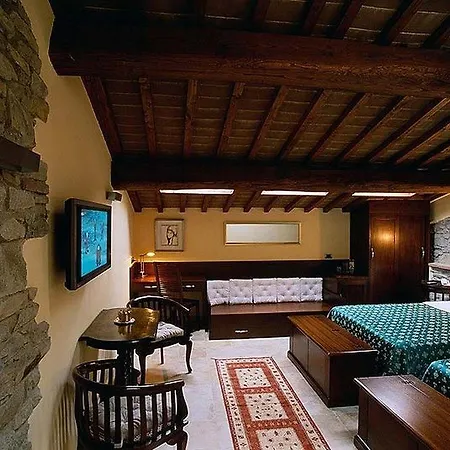 Vogue Hotel