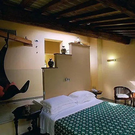 Vogue Hotel Arezzo