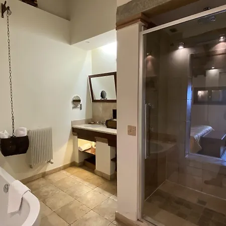 Vogue Hotel