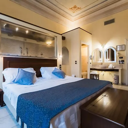 Hotel Vogue 4*
