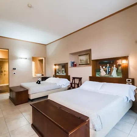 Vogue Hotel