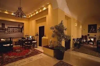 Vogue Hotel 4*