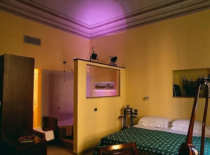 Hotel Vogue 4*